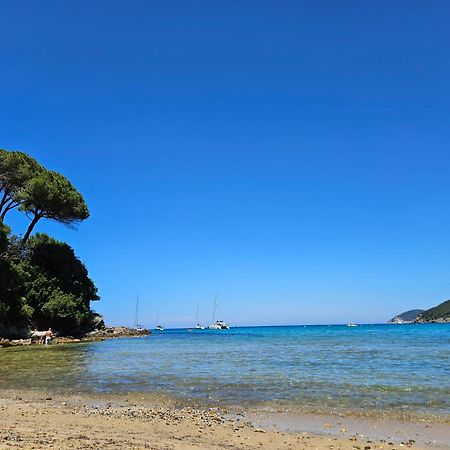 Villa Villacolle Procchio  Bagian luar foto